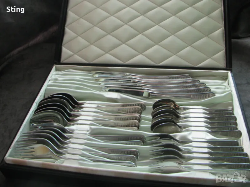 Прибори за Хранене Комплект Луксозен на Завод Петко Денев - Габрово от 80 те, снимка 1