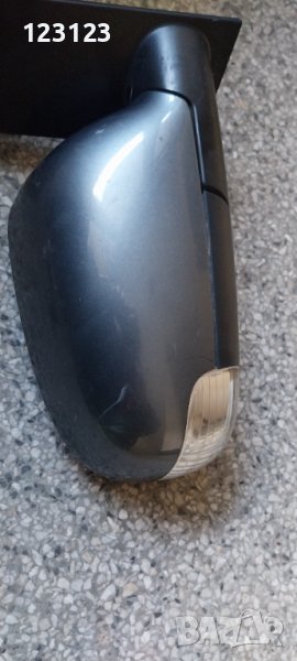 Дясно огледало за vw tuaran, снимка 1