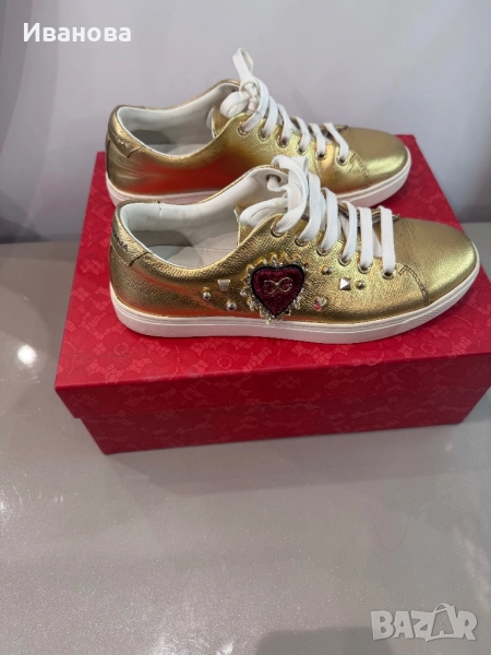 Оригинални дамски кецове DOLCE AND GABBANA, снимка 1