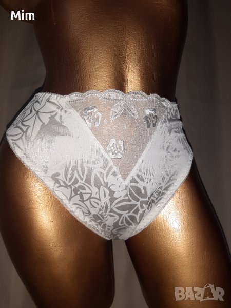 М/L Сатенени бели бикини на релефни цветя , снимка 1