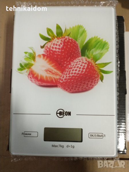 Кухненска везна правоъгълна стъклена до 7 кг последна бройка с ягоди, снимка 1