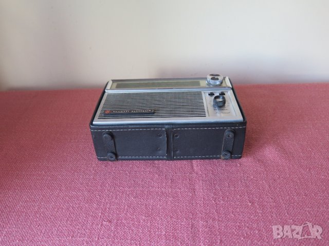 Antique National Panasonic Radio , Model RF841l,1960год, снимка 7 - Радиокасетофони, транзистори - 37498073