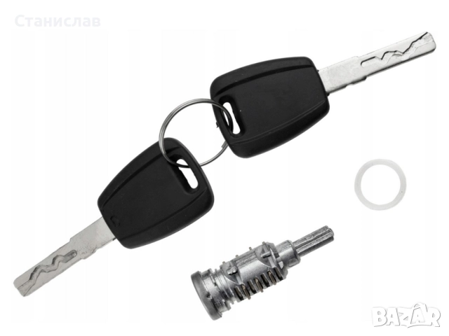 Патронник с ключове за врата за Alfa Romeo Giulietta (2010-2020), 6000626707, снимка 3 - Части - 51756133