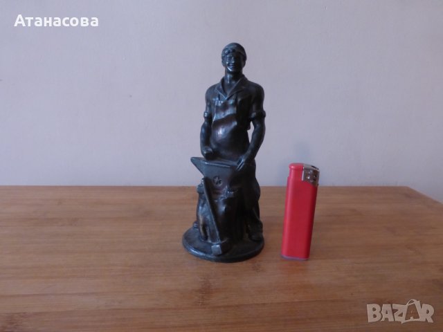 Метална фигура Ковач статуетка 1970 г, снимка 9 - Статуетки - 43887712