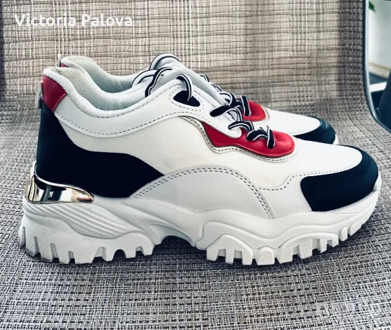 Красиви маратонки стелка 23,5см, снимка 7 - Маратонки - 50180715