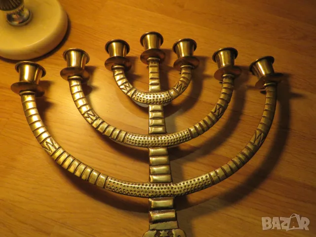 Голям старинен бронзов свещник МЕНОРА с орнаменти и камък син тюркоаз 36х 35см. - еврейски седемсвещ, снимка 6 - Антикварни и старинни предмети - 50026585
