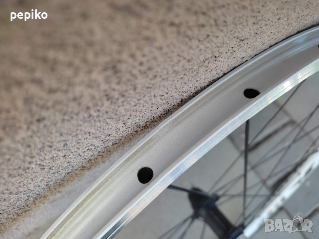 Продавам колела внос от Германия  алуминиеви капли VUELTA WHITE 26 цола, снимка 2 - Части за велосипеди - 44864603