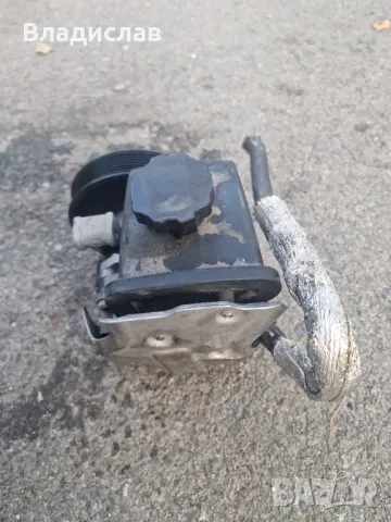 Хидравлична помпа с казанчето за Mercedes C180 W203 , снимка 3 - Части - 47623991