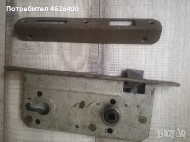 Продавам българска брава за входна врата-Метал , снимка 2 - Дограми - 52109020