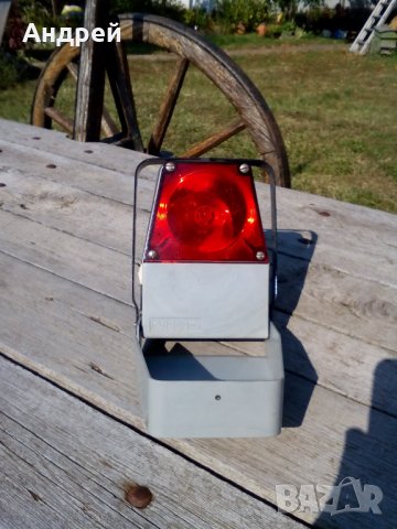 Стар фенер Рубин, снимка 2 - Антикварни и старинни предмети - 26840446
