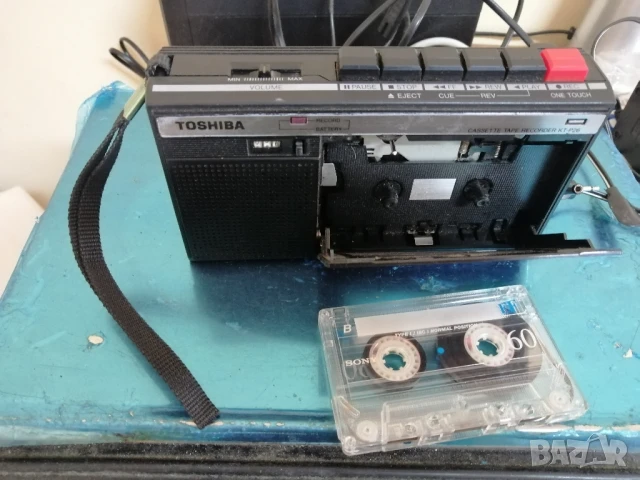 Ретро, касетофон, диктифон TOSHIBA KT-P26, снимка 4 - Радиокасетофони, транзистори - 50671298