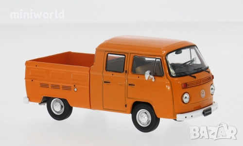VW T2 DoKa Pritsche 1972 - мащаб 1:43 на ixo models моделът е нов в PVC дисплей-кейс
