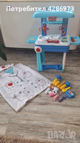 Детски докторски куфар-маса с инструменти и работно облекло, снимка 1