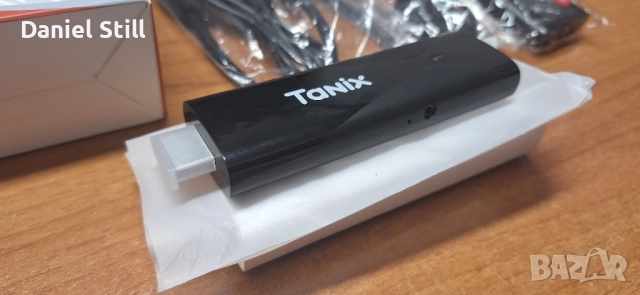 Mini Мрежов Бокс за Android TANIX TX8 Smart TV Stick - Allwinner H313 Quad-Core, снимка 3 - Приемници и антени - 52451182