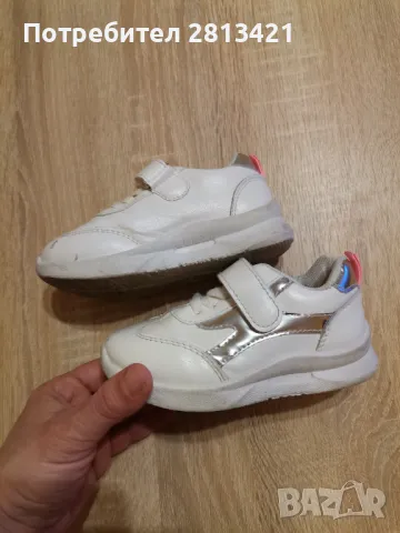 Детски маратонки Sinsay , снимка 4 - Детски маратонки - 49295546