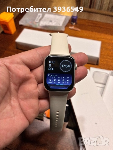 Apple Watch 8 45mm, снимка 5 - Смарт часовници - 52740384
