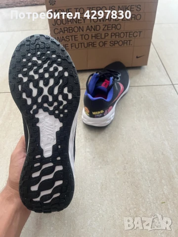 Нови детски маратонки Nike номер 36.5, снимка 4 - Детски маратонки - 50635007