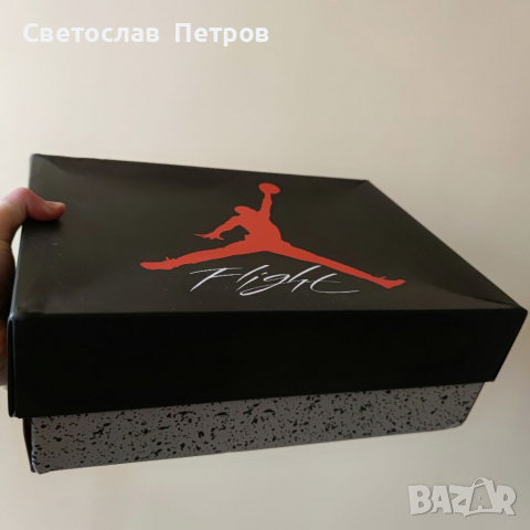 Nike Jordan 4 Thunder, снимка 8 - Маратонки - 36547602