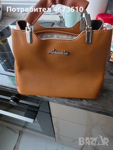 дамска чанта, снимка 3 - Чанти - 52917209