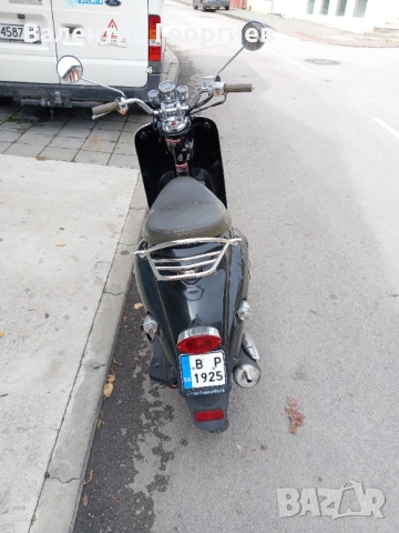 Продавам скутер, снимка 3 - Мотоциклети и мототехника - 52217526