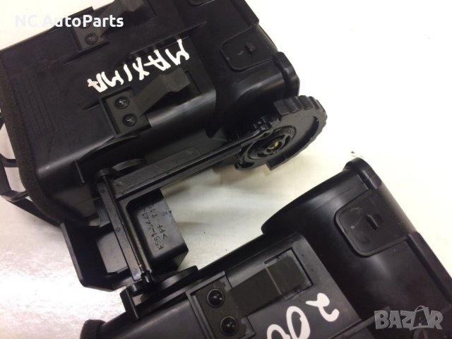 Въздуховоди централни за Nissan Нисан Максима QX 2002, снимка 8 - Части - 43528993