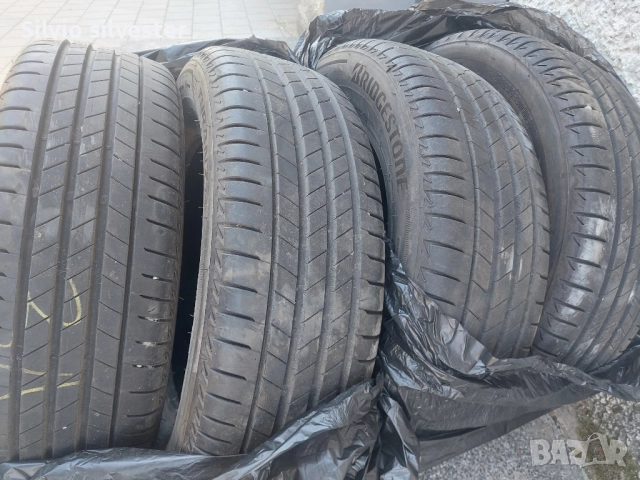 4 броя летни гуми Bridgestone Turanza 185 65 15 като нови дот 3121г, снимка 3 - Гуми и джанти - 51830260