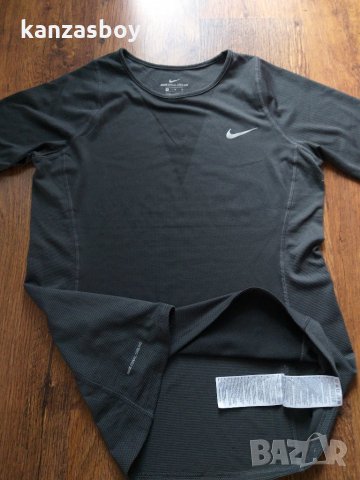 Nike Zonal Cooling - страхотна дамска тениска КАТО НОВА, снимка 9 - Тениски - 33443746