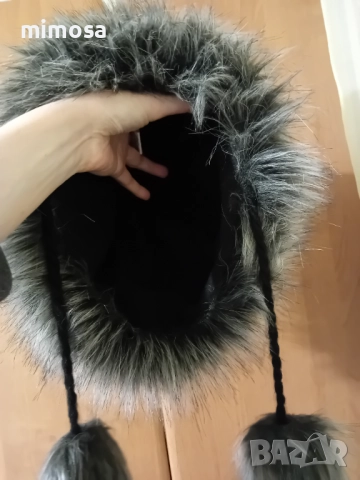 Зимна дамска шапка с изкуствен пух, снимка 6 - Шапки - 52886397