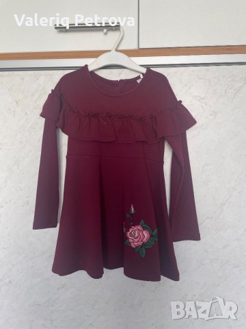 Рокля , снимка 2 - Детски рокли и поли - 40548446