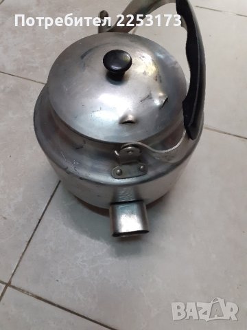Съветски чайник на ток 2,5л, снимка 2 - Съдове за готвене - 43487763