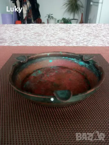 Красива ,старина,бакърена(медна) антика.