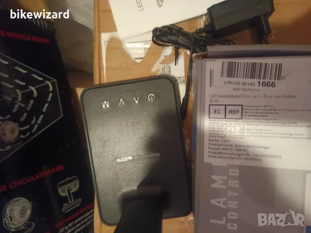 CSYY LED настолна лампа с 10W безжично зарядно, 3 цвята и 5 нива на яркост НОВА, снимка 6 - Настолни лампи - 50122051