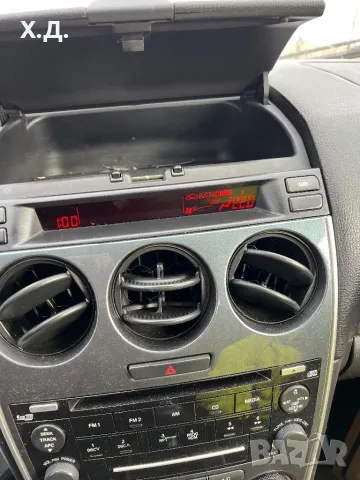 Часовник и индикация климатроник Мазда 6, снимка 4 - Части - 49513558