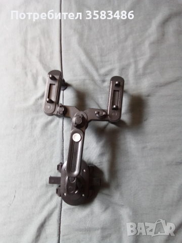 поставка за телефон за джип, захващане на огледалото вътре в купето , снимка 3 - Селфи стикове, аксесоари - 51709364