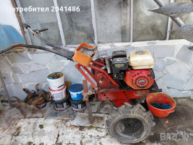 Фреза за оран и разрохване на почвата