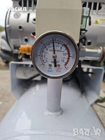 Винтов компресор , снимка 3 - Компресори - 52147478