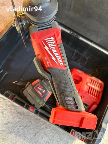 Milwaukee безчетков ъглошлайф, снимка 2 - Ъглошлайфи - 52934709