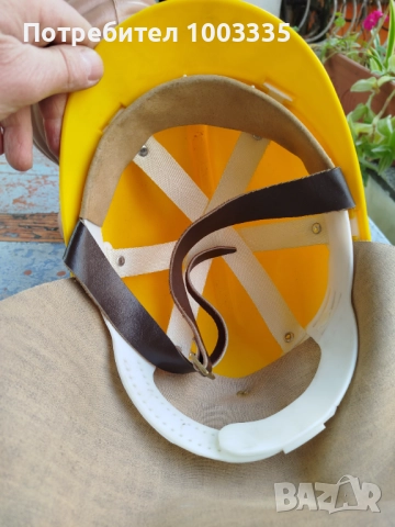 Пожарникарска каска от соц.ереме, снимка 2 - Други ценни предмети - 52374659