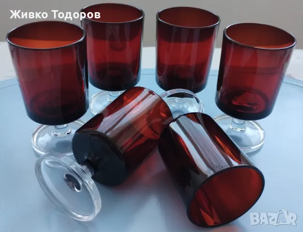 Ретро/винтидж чаши със столче ,Luminarc рубинено червено 100 ml. 6 бр.