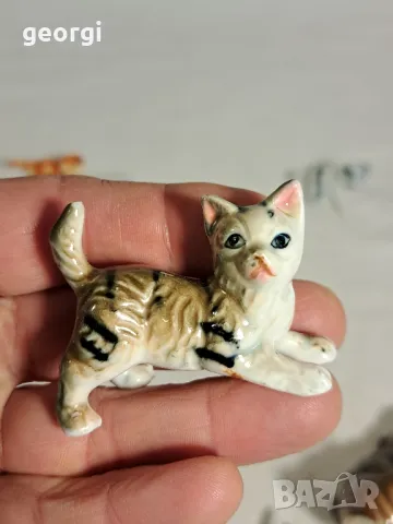 колекция порцеланови мини фигурки на котета    16/4, снимка 8 - Колекции - 48685856