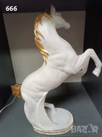 статуетка , снимка 2 - Статуетки - 43493560