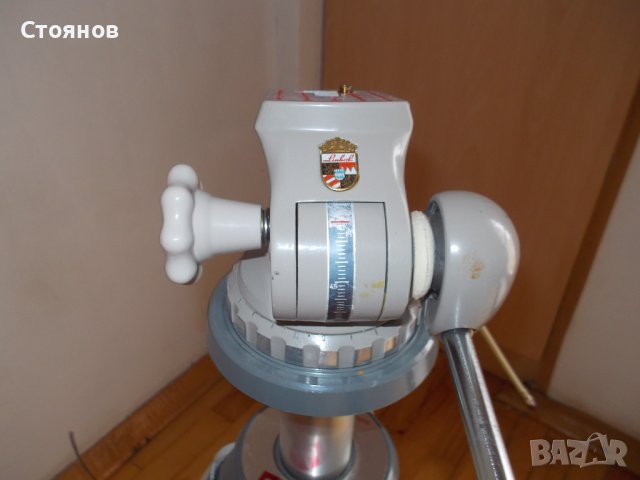 Стативи-Триподи Linhof, BILORA, MONACO, hama, USING R6 Germany, снимка 11 - Чанти, стативи, аксесоари - 44000421