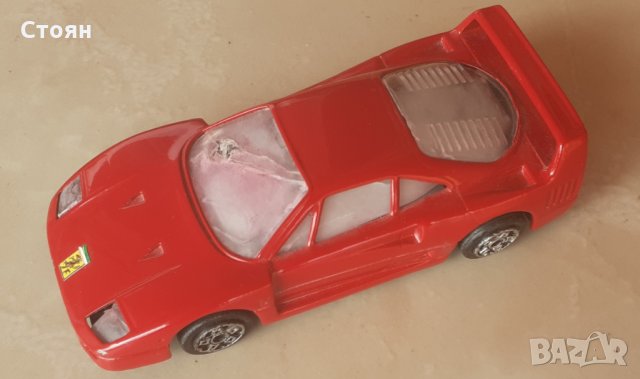 Продавам количка Ferrari F40, мащаб 1:43, снимка 2 - Коли, камиони, мотори, писти - 28561446