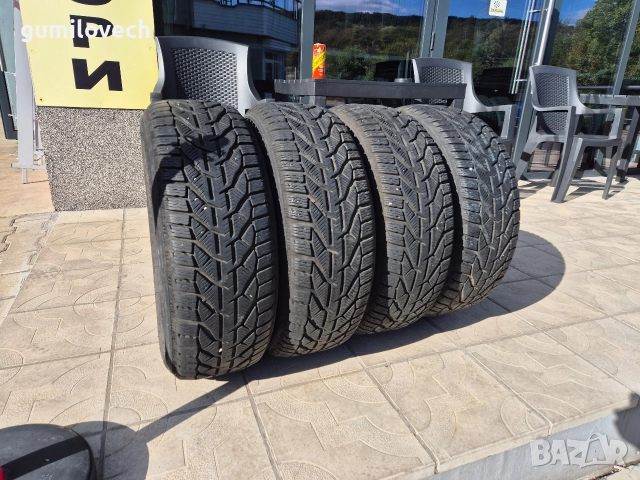 4бр.зимни гуми 225/45/17 24г., снимка 2 - Гуми и джанти - 52930761