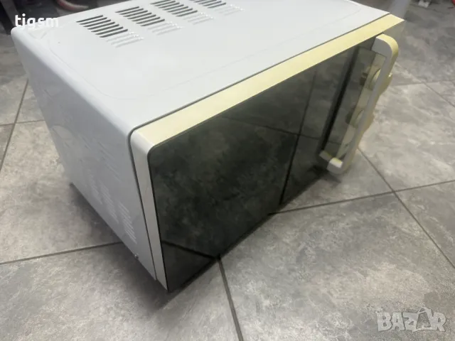 Микровълнова с грил  Zanussi ZM21M4  700W 21l, снимка 5 - Микровълнови - 49320170