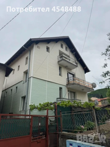 Продава се етаж от къща! Село Лозен, снимка 1