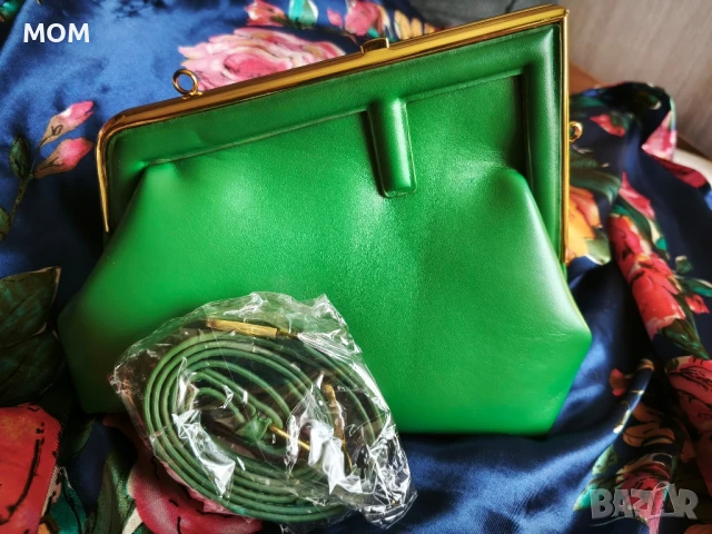 Дамска чанта , снимка 2 - Чанти - 50836247