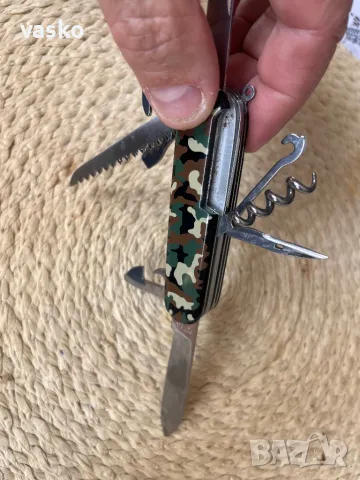 Victorinox Huntsman, снимка 11 - Ножове - 49974807