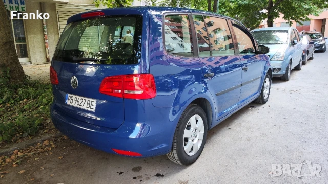 Фолксваген Туран 1,6tdi Автоматик от Германия , снимка 13 - Автомобили и джипове - 50992539