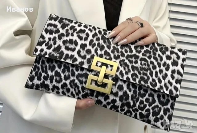 Дамски клъч, снимка 3 - Чанти - 51104558